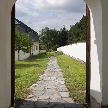 Fojtstvi 3*